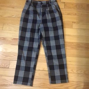 High Waisted barrel like ankle pants